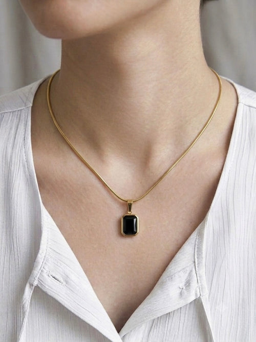Anti tarnish Gold Black Necklace Adjustable