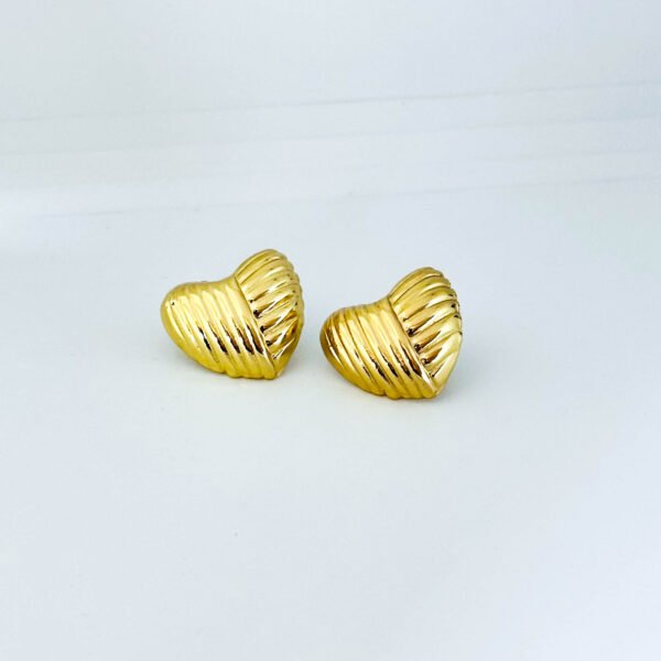 Zaon Gold Earrings