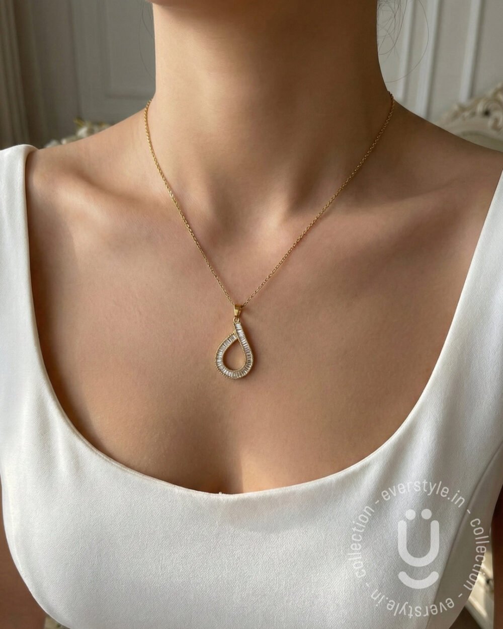 Anti-Tarnish Gold White Stone Necklace