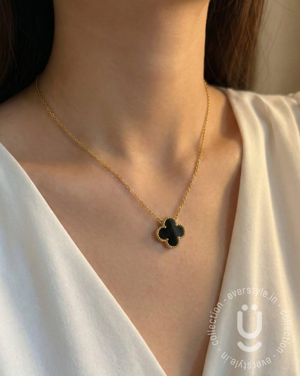 Anti-Tarnish Gold Clover Double Side Black & White Necklace