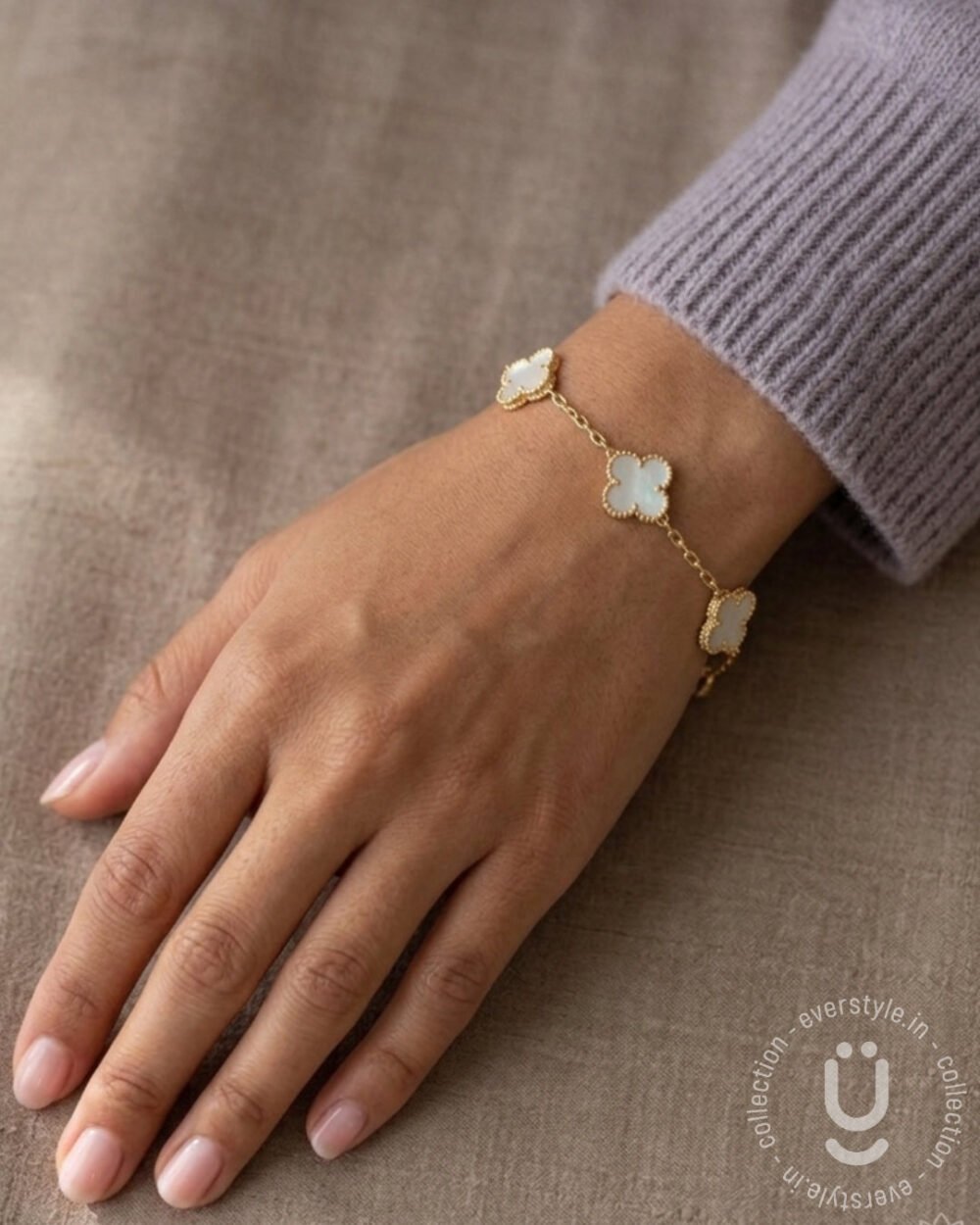 Anti-Tarnish Gold Double Side White Clover Bracelet