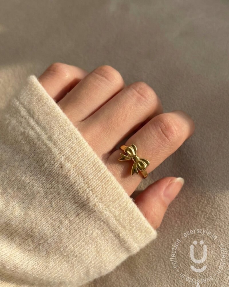 Anti-Tarnish Gold Finger Ring With Adjustable Size