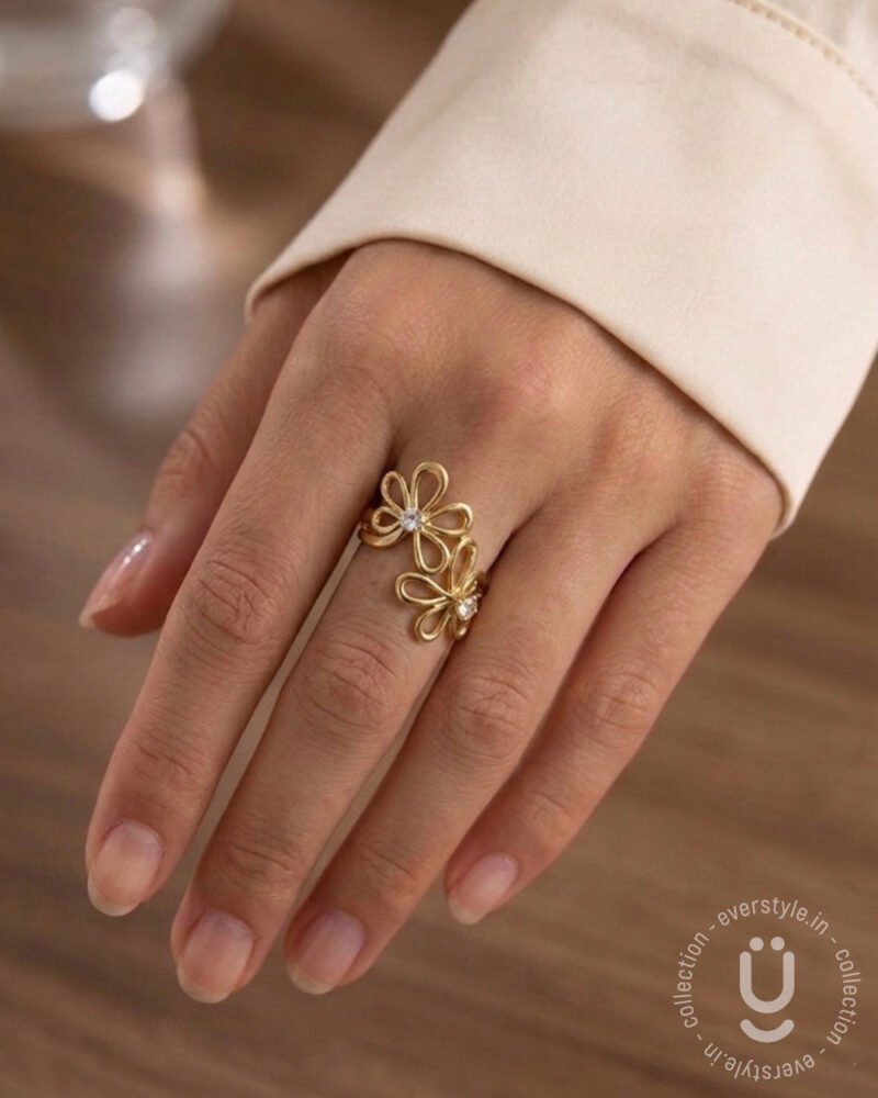 Anti-Tarnish Gold Flower Stone Finger Ring With Adjustable Size