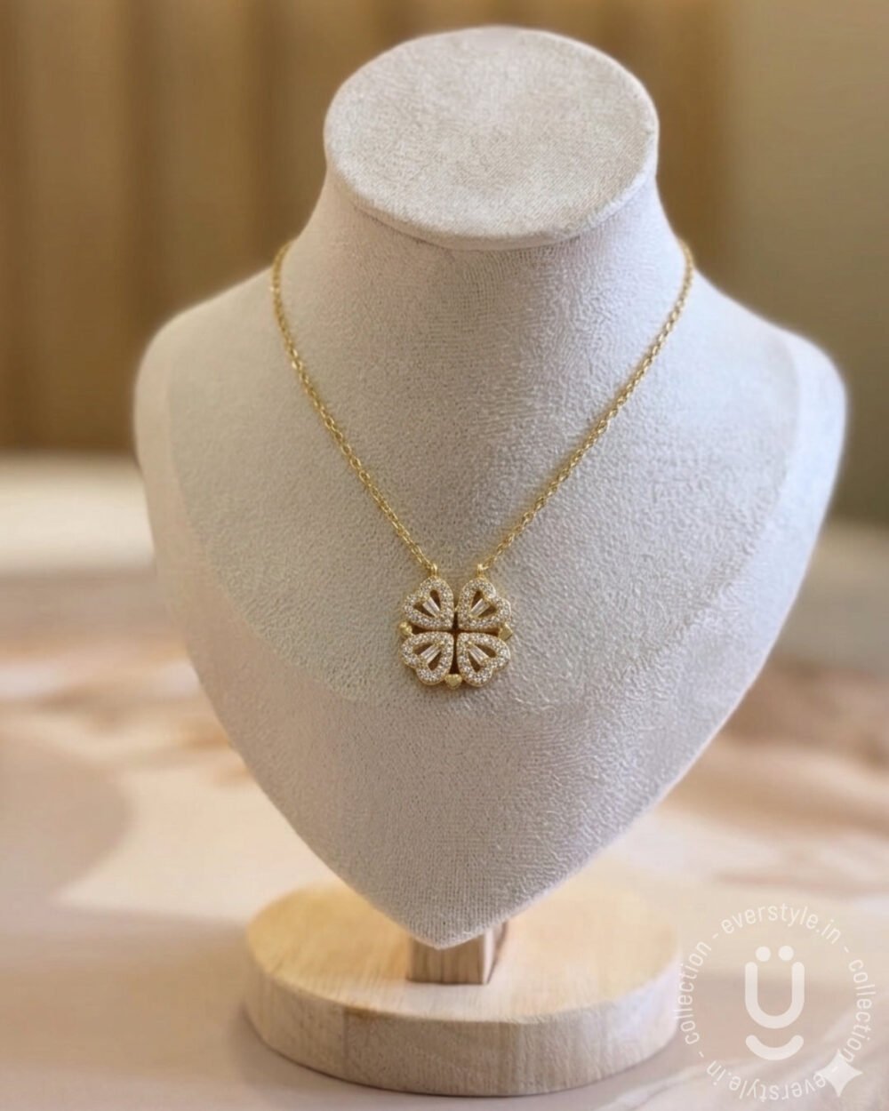 Anti-Tarnish Gold Open Magnetic Necklace