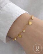 Anti-Tarnish Gold Flower Adjustable Bracelet