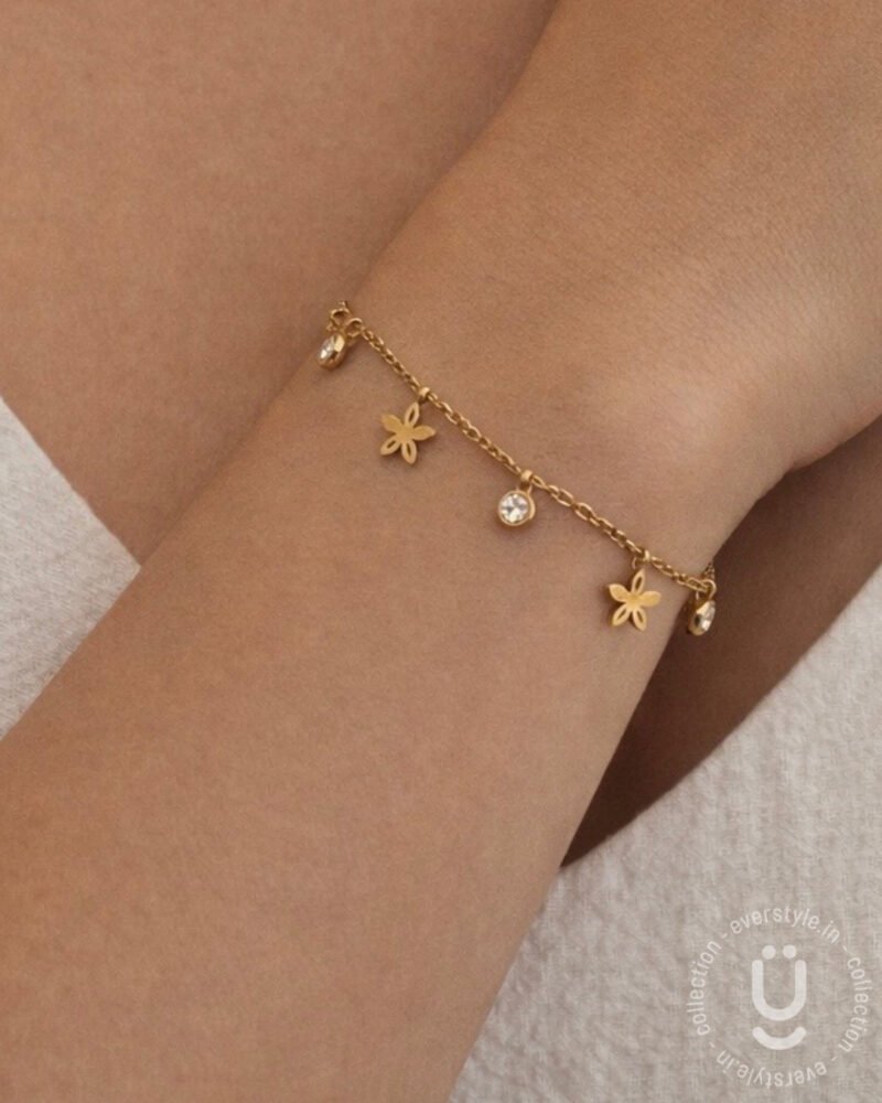 Anti-Tarnish Gold Star Adjustable Bracelet
