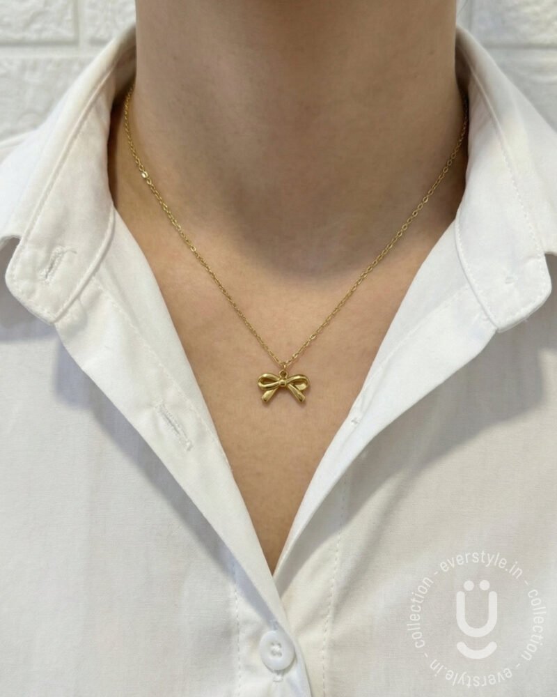 Anti-Tarnish Gold Bow Pendant Necklace