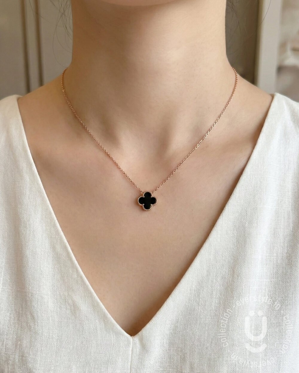 Anti-Tarnish Rose Gold Clover Black Pendant Necklace