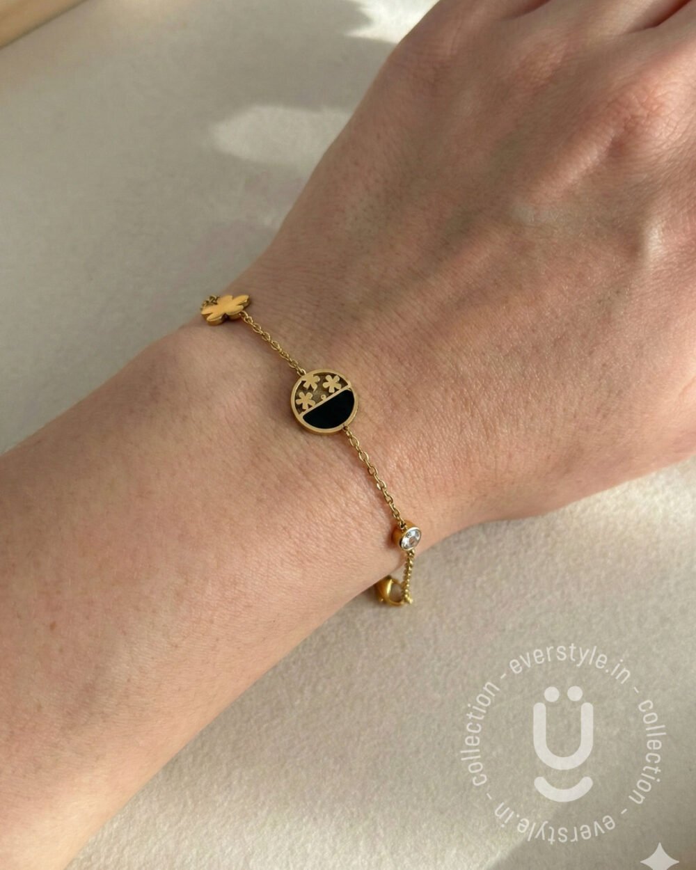 Anti-Tarnish Flower Adjustable Bracelet
