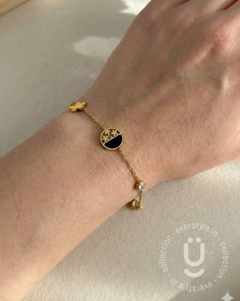 Anti-Tarnish Flower Adjustable Bracelet