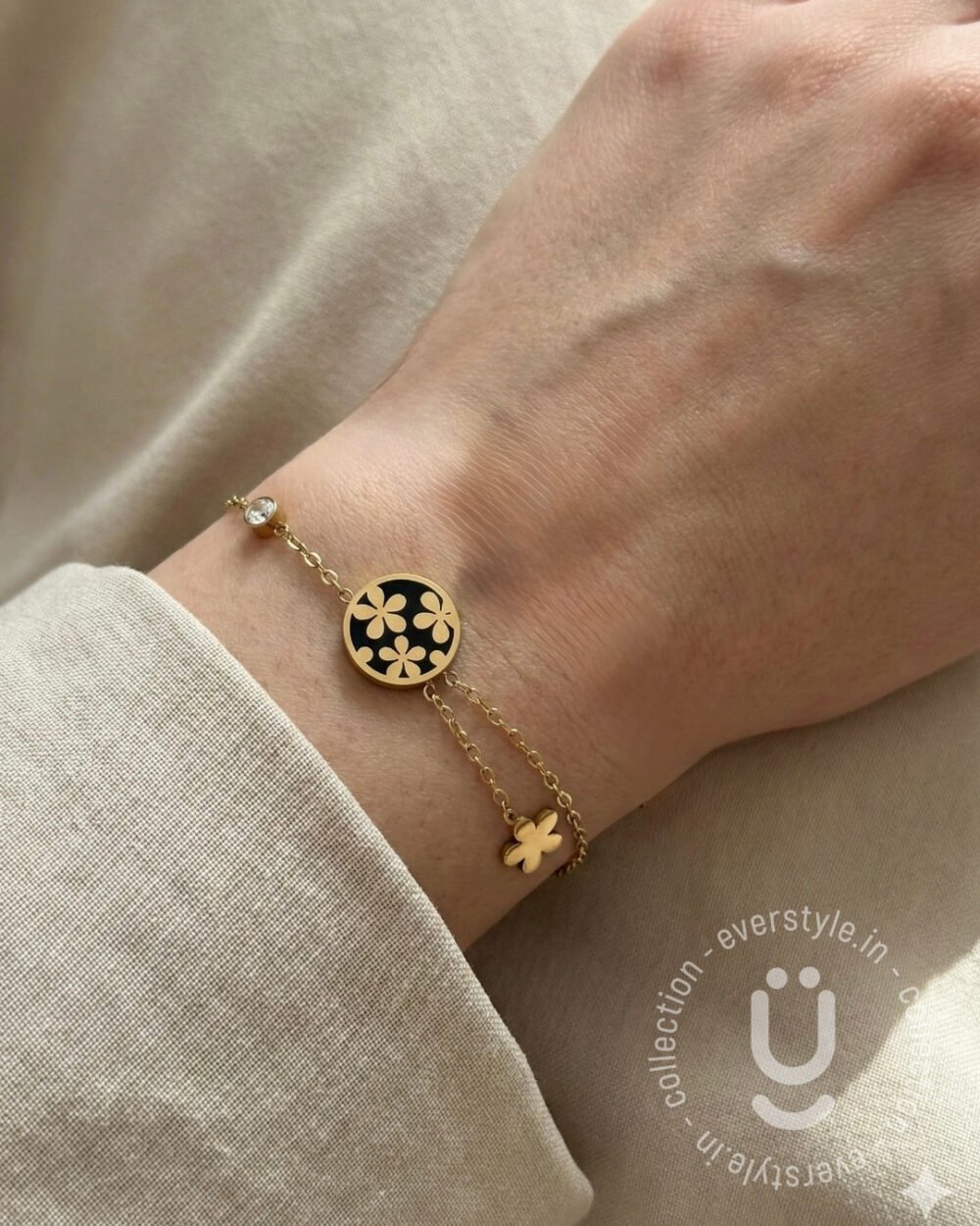 Anti-Tarnish Flower Adjustable Bracelet