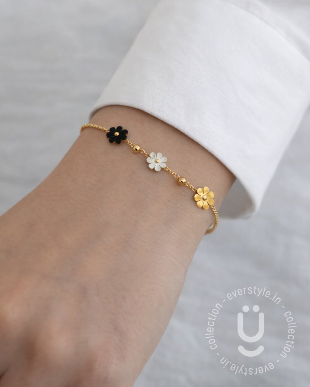 Anti-Tarnish Flower Adjustable Bracelet