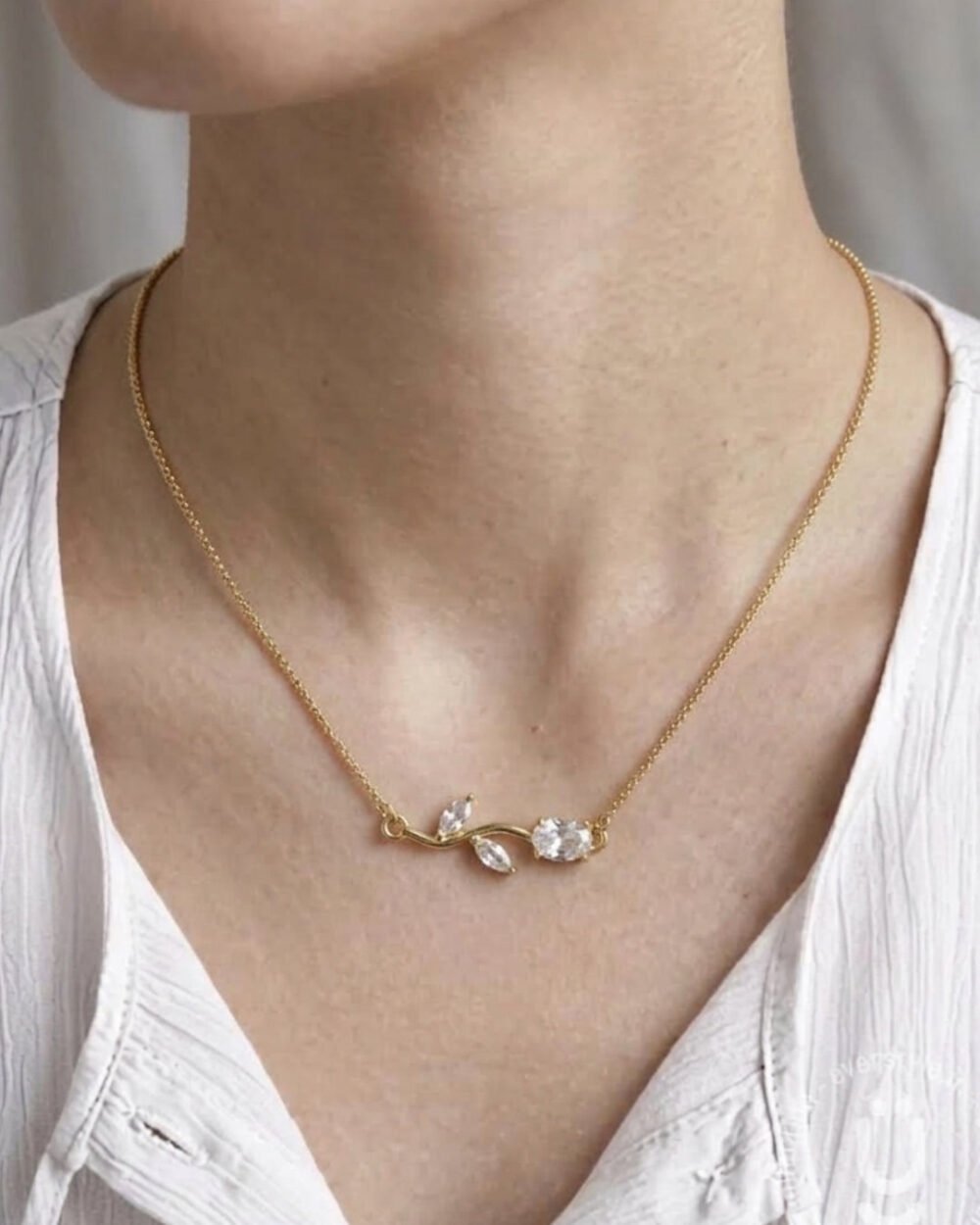 Anti-Tarnish Gold Tulip Necklace